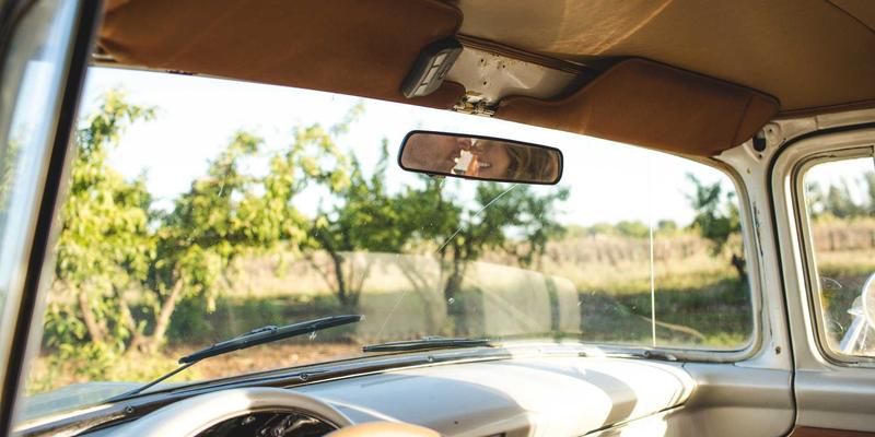 精密加工新引擎:武汉金诺AGV智能搬运系统如何重塑电子制造车间物料配送